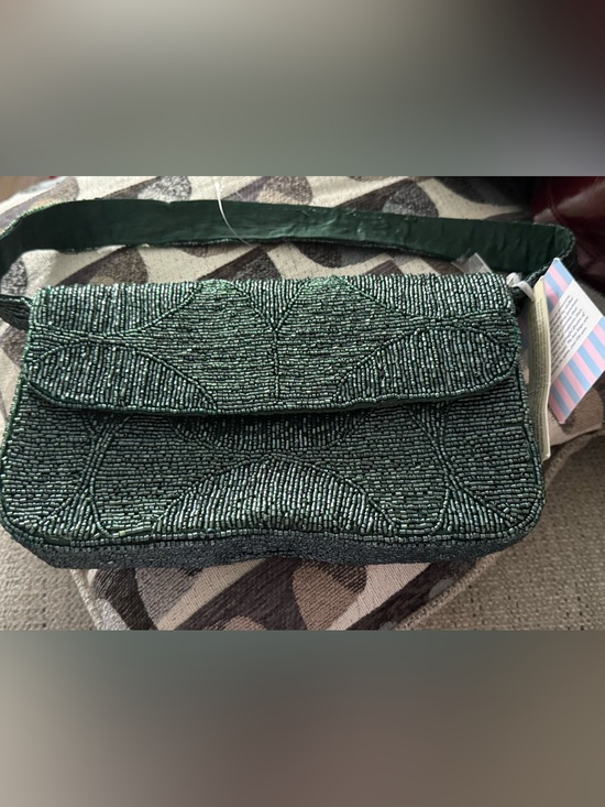 Handbags - 🍂NEW🍂Beaded Dark Green Evening Clutch with Wristlet Strap. FIRM